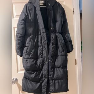 warm winter jacket below the knee. Size L